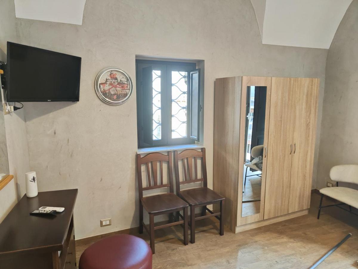 Appartement Pantaleone Holiday House à Catane Extérieur photo